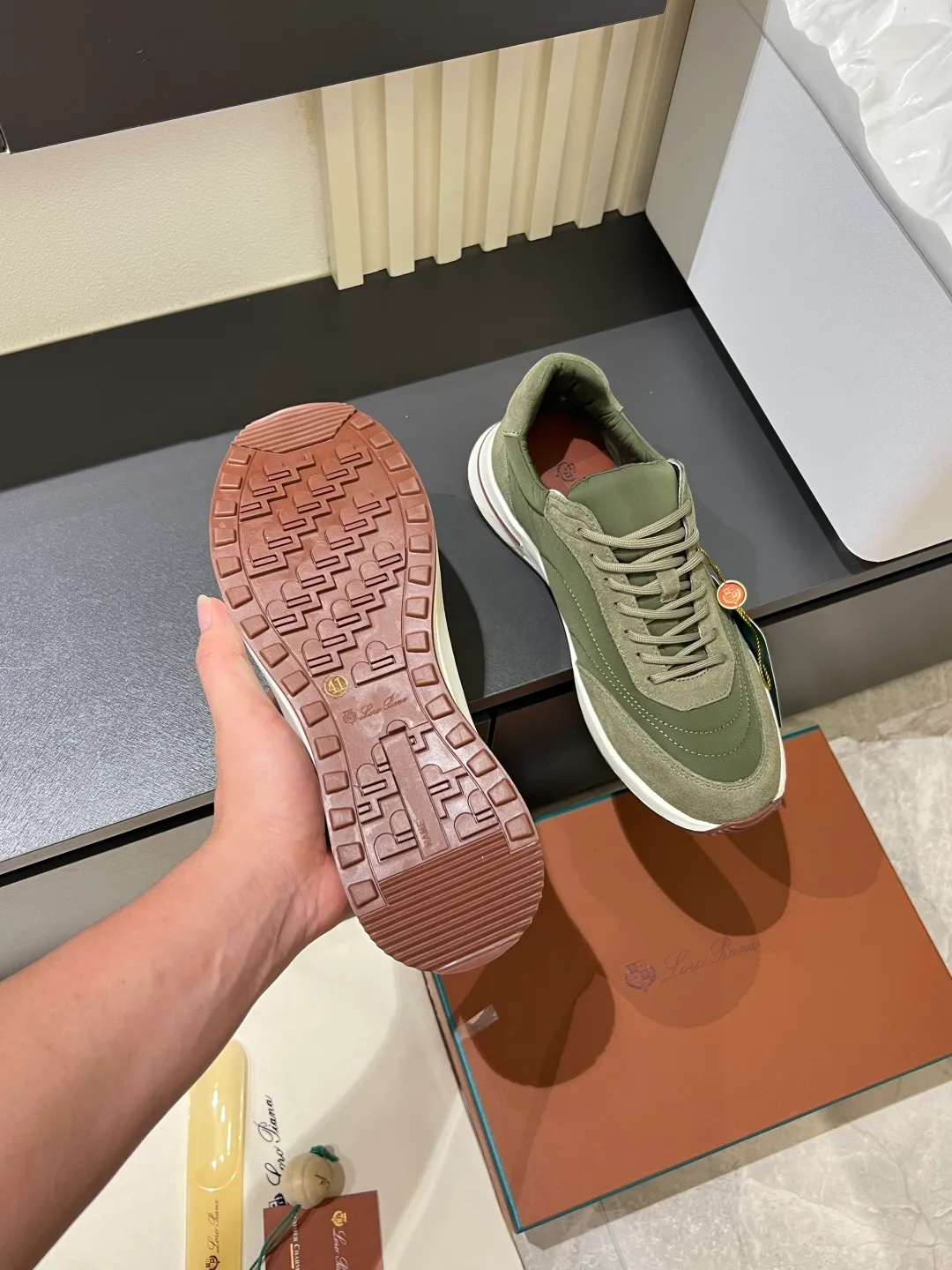 Men's men's shoes 💰p480 Loro men's shoes 💰piana niche classic jogging shoes, men's lace-up casual shoes and sneakers, high-quality lightweight and comfortable fabrics, suitable for outdoor leisure, the color scheme is young and energetic, and it looks great with sportswear or casual suits! Size: 38-44 (45 customized)